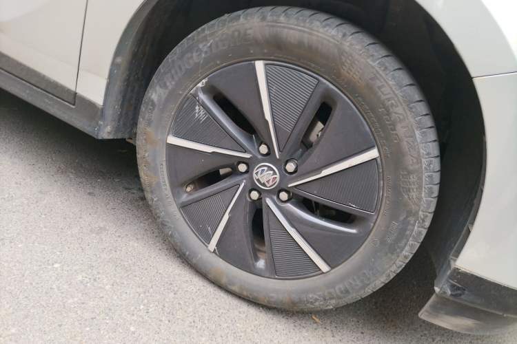 Used Buick Velite 6 2024 430km Enjoyment Version Right Front Wheel Hub
