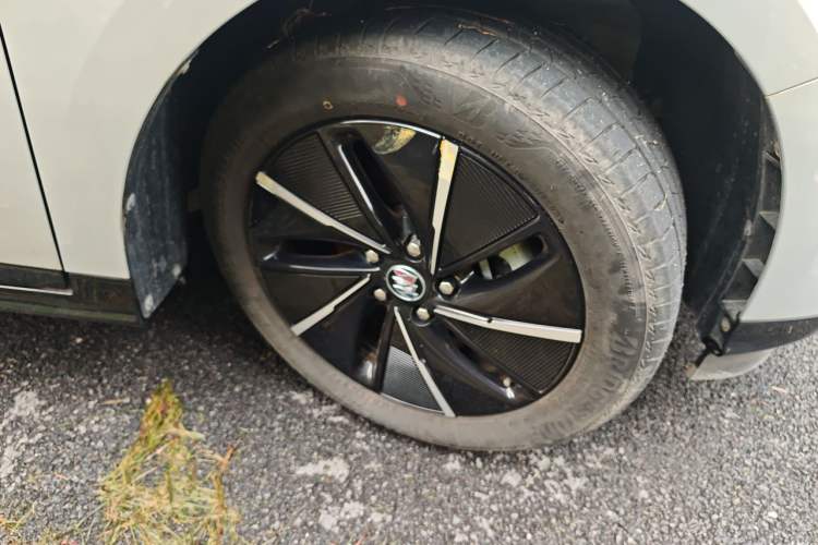 Used Buick Velite 6 2024 430km Enjoyment Version Right Front Wheel Hub