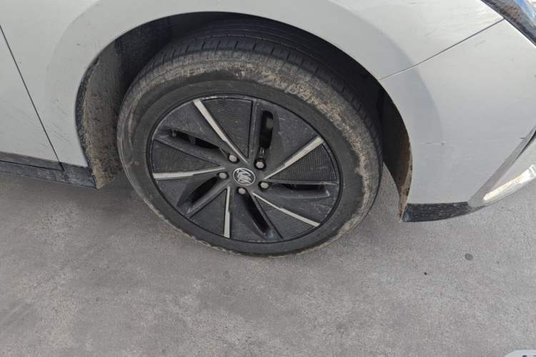 Used Buick Velite 6 2024 430km Comfort Edition Right Front Wheel Hub