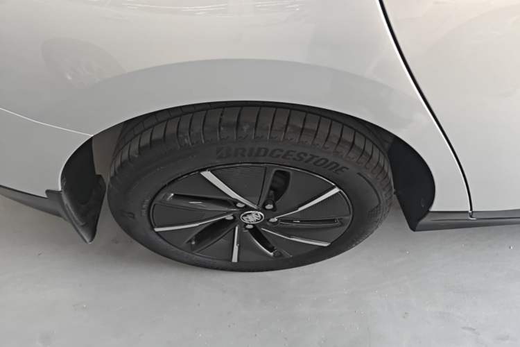 Used Buick Velite 6 2024 430km Enjoyment Version Right Rear Wheel Hub