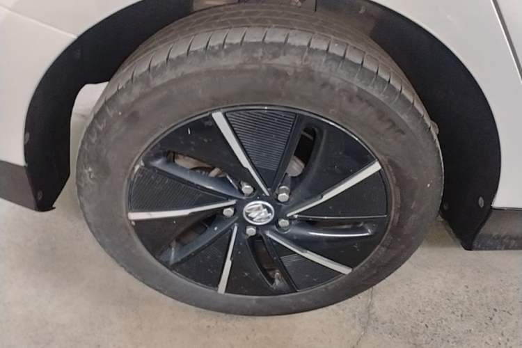 Used Buick Velite 6 2024 430km Enjoyment Version Right Rear Wheel Hub