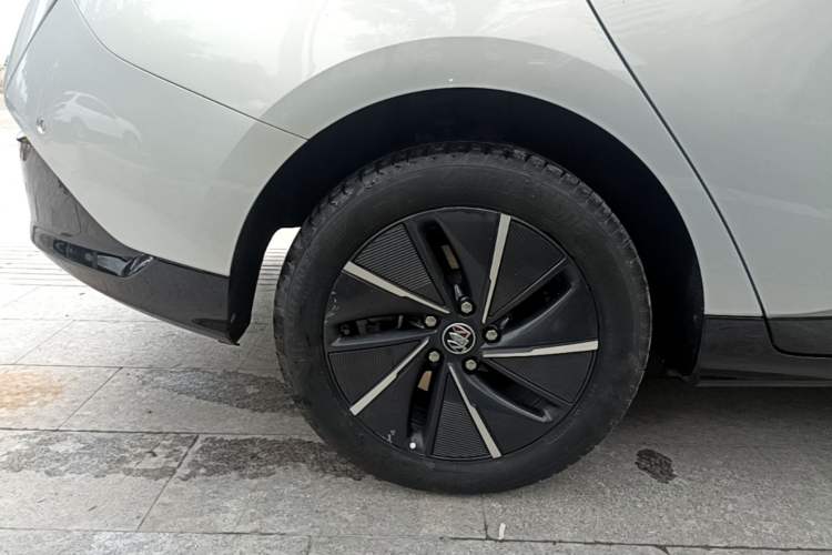 Used Buick Velite 6 2024 430km Enjoyment Version Right Rear Wheel Hub
