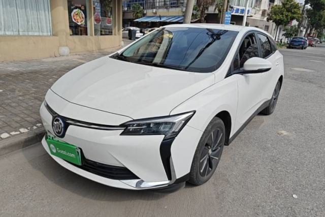 Ojetý Buick Velite 6 2024 430km Comfort Edition