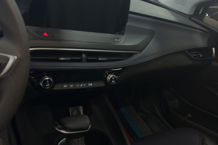 Used Buick Velite 6 2024 450km Enjoyment Plus Version Audio And AC Panel