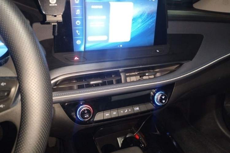 Used Buick Velite 6 2024 430km Enjoyment Version Audio And AC Panel