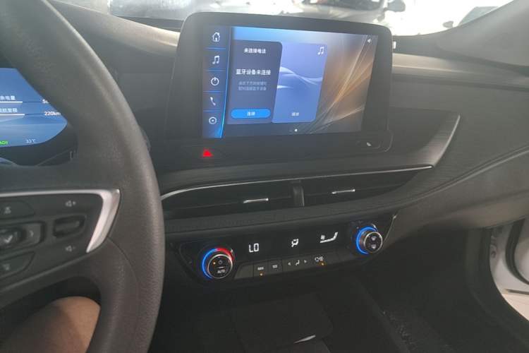 Used Buick Velite 6 2024 450km Range Commuter Version Audio And AC Panel