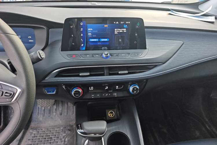 Used Buick Velite 6 2024 430km Comfort Edition Audio And AC Panel