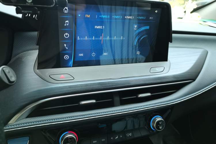 Used Buick Velite 6 2024 430km Comfort Edition Audio And AC Panel