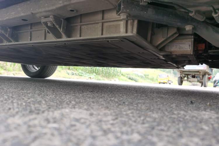 Used Buick Velite 6 2024 450km Range Commuter Version Chassis Front Right