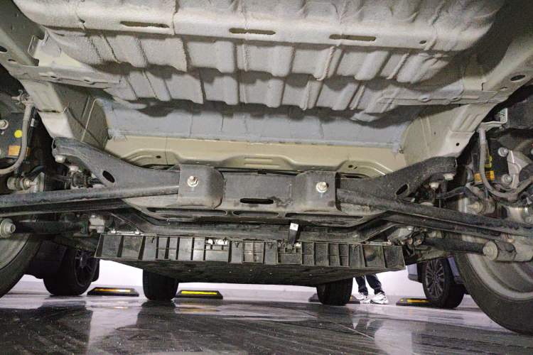 Used Buick Velite 6 2024 450km Range Commuter Version Chassis Rear