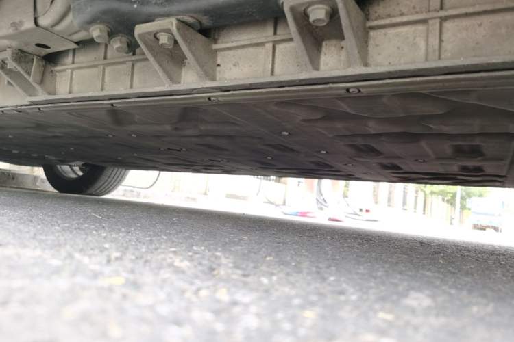 Used Buick Velite 6 2024 450km Range Commuter Version Chassis Rear Left