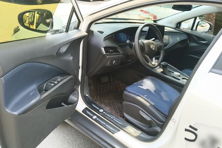 Used Buick Velite 6 2024 450km Range Commuter Version Driver Seat
