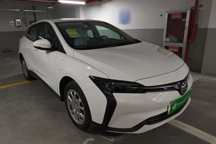 Used Buick Velite 6 2024 450km Range Commuter Version Front Right 45 Deg