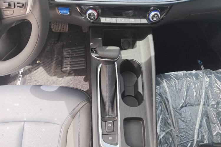 Used Buick Velite 6 2024 450km Enjoyment Plus Version Gear Lever