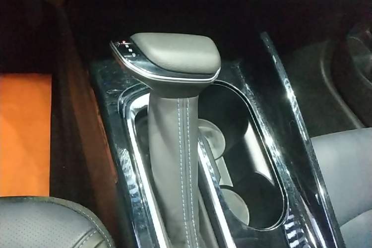 Used Buick Velite 6 2024 430km Comfort Edition Gear Lever