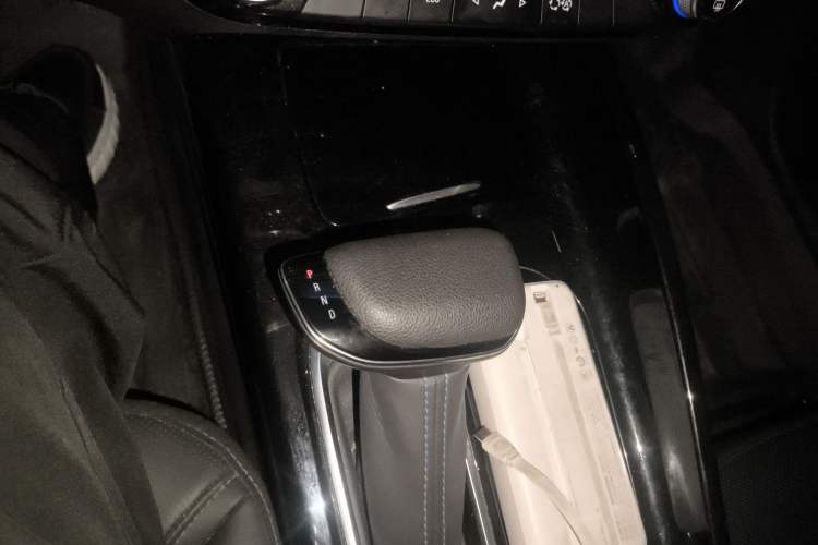 Used Buick Velite 6 2024 430km Enjoyment Version Gear Lever