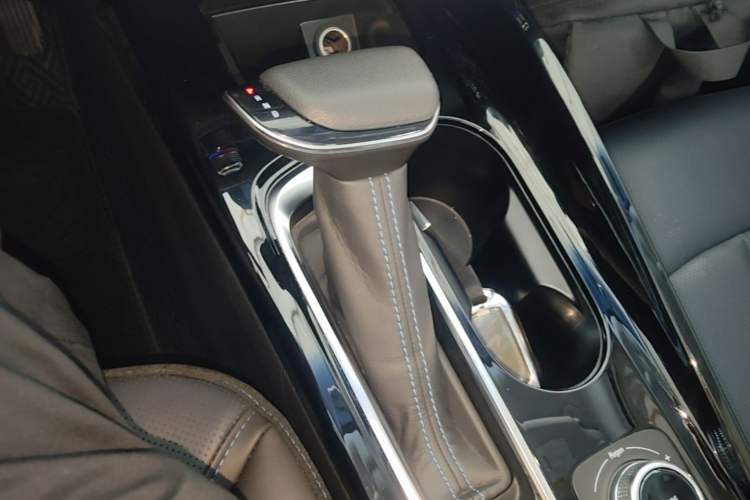 Used Buick Velite 6 2024 430km Enjoyment Version Gear Lever
