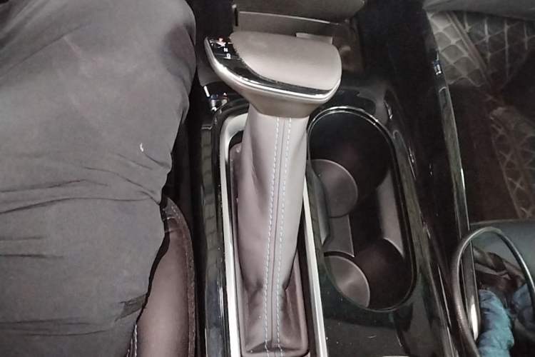 Used Buick Velite 6 2024 430km Enjoyment Version Gear Lever