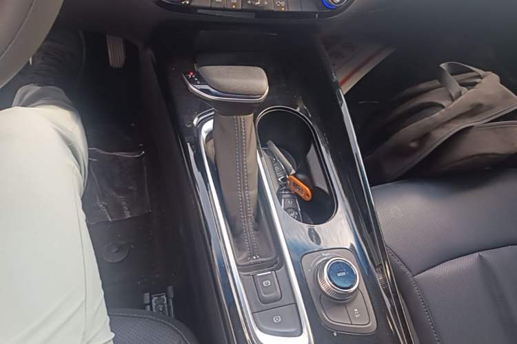 Used Buick Velite 6 2024 430km Comfort Edition Gear Lever