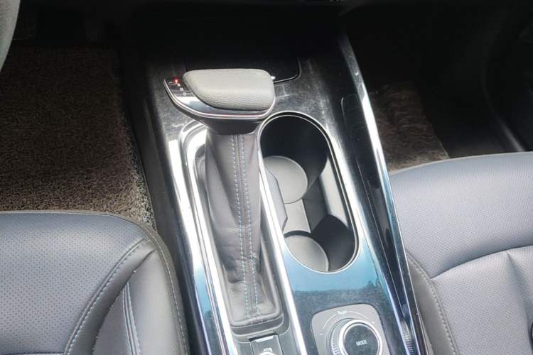 Used Buick Velite 6 2024 430km Comfort Edition Gear Lever