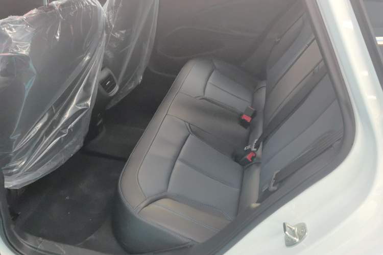 Used Buick Velite 6 2024 450km Range Commuter Version Interior 1