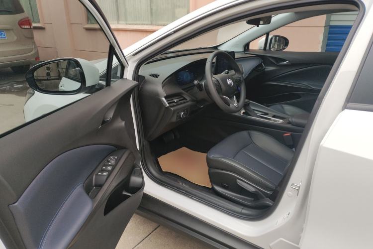 Used Buick Velite 6 2024 450km Comfort Edition PLUS Interior 3