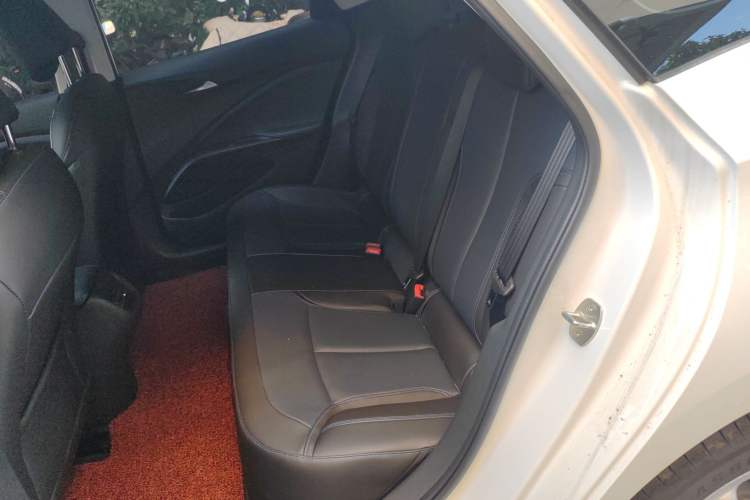 Used Buick Velite 6 2024 450km Range Commuter Version Interior 4