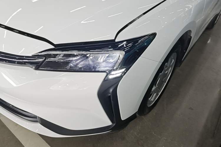 Used Buick Velite 6 2024 450km Range Commuter Version Left Front Headlight