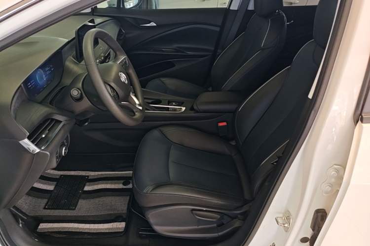 Used Buick Velite 6 2024 450km Range Commuter Version Left Front Seat