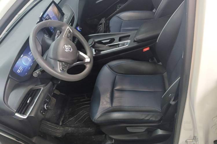Used Buick Velite 6 2024 450km Range Commuter Version Left Front Seat