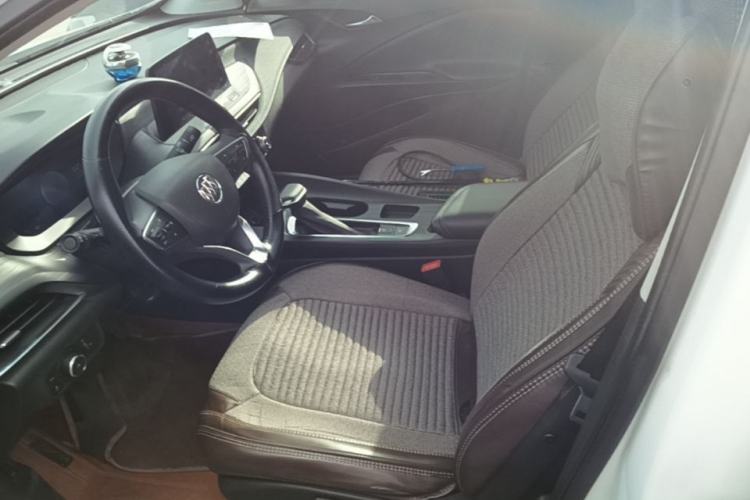 Used Buick Velite 6 2024 450km Range Commuter Version Left Front Seat