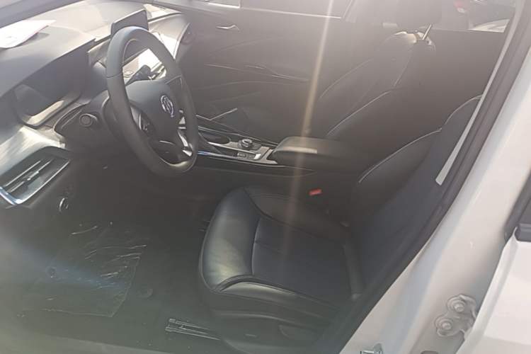 Used Buick Velite 6 2024 430km Comfort Edition Left Front Seat
