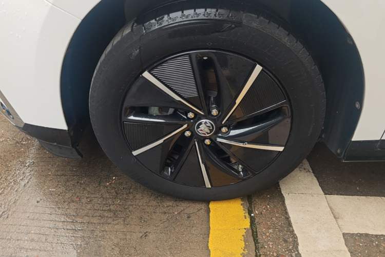 Used Buick Velite 6 2024 430km Enjoyment Version Left Front Wheel Hub