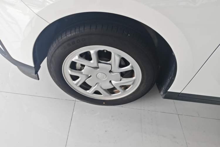 Used Buick Velite 6 2024 450km Range Commuter Version Left Front Wheel Hub