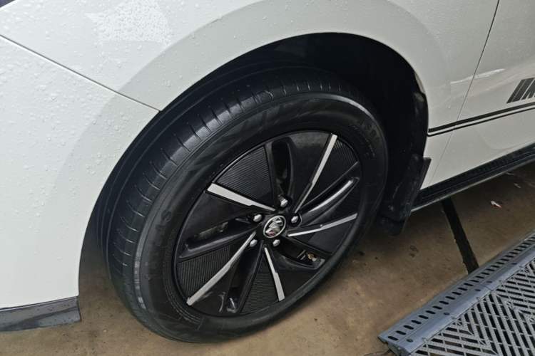 Used Buick Velite 6 2024 430km Comfort Edition Left Front Wheel Hub