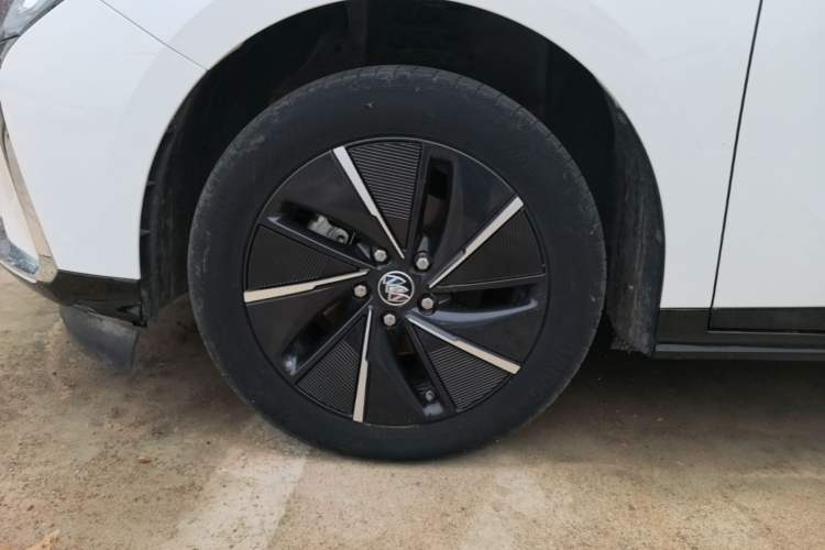 Used Buick Velite 6 2024 430km Enjoyment Version Left Front Wheel Hub