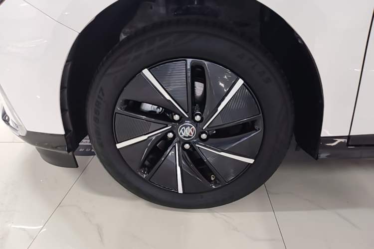 Used Buick Velite 6 2024 430km Comfort Edition Left Front Wheel Hub