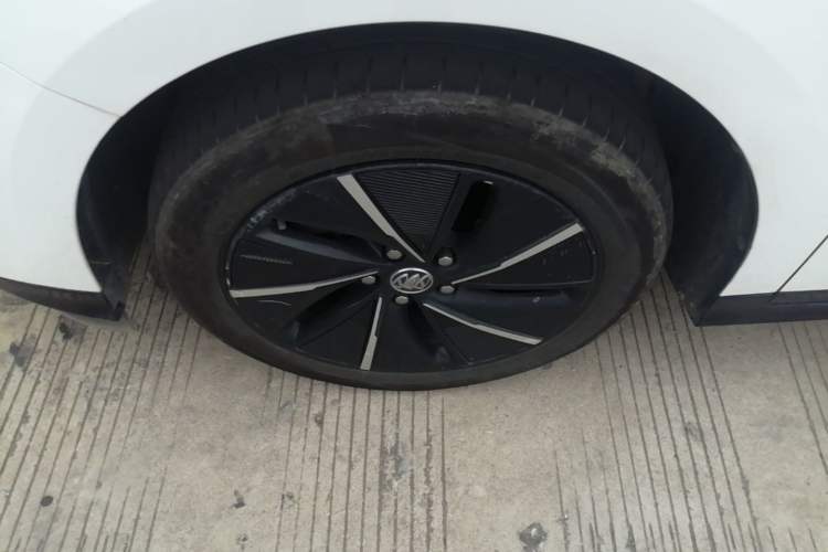 Used Buick Velite 6 2024 430km Comfort Edition Left Front Wheel Hub