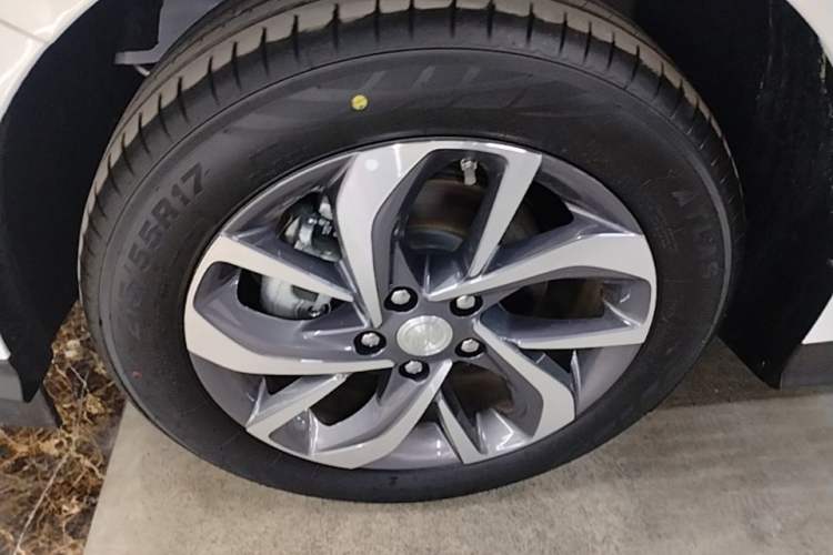 Used Buick Velite 6 2024 450km Enjoyment Plus Version Left Front Wheel Hub