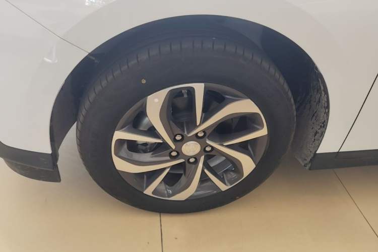 Used Buick Velite 6 2024 450km Enjoyment Plus Version Left Front Wheel Hub