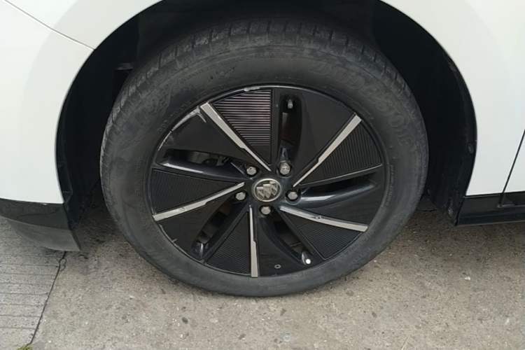 Used Buick Velite 6 2024 430km Enjoyment Version Left Front Wheel Hub