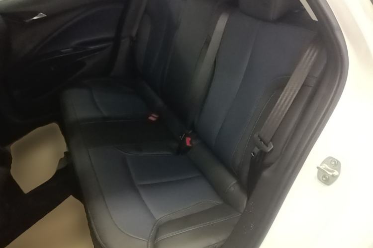 Used Buick Velite 6 2024 450km Range Commuter Version Left Rear Seat