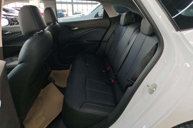 Used Buick Velite 6 2024 450km Range Commuter Version Left Rear Seat