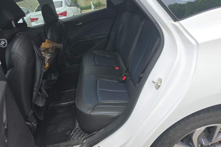 Used Buick Velite 6 2024 450km Comfort Edition PLUS Left Rear Seat