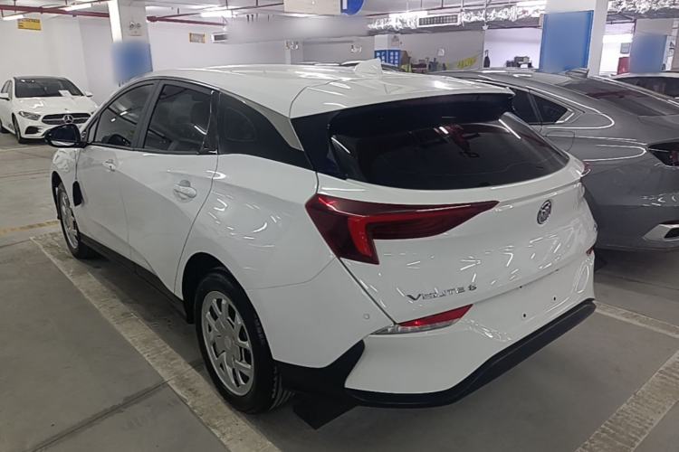 Used Buick Velite 6 2024 450km Range Commuter Version Rear Left 45 Deg