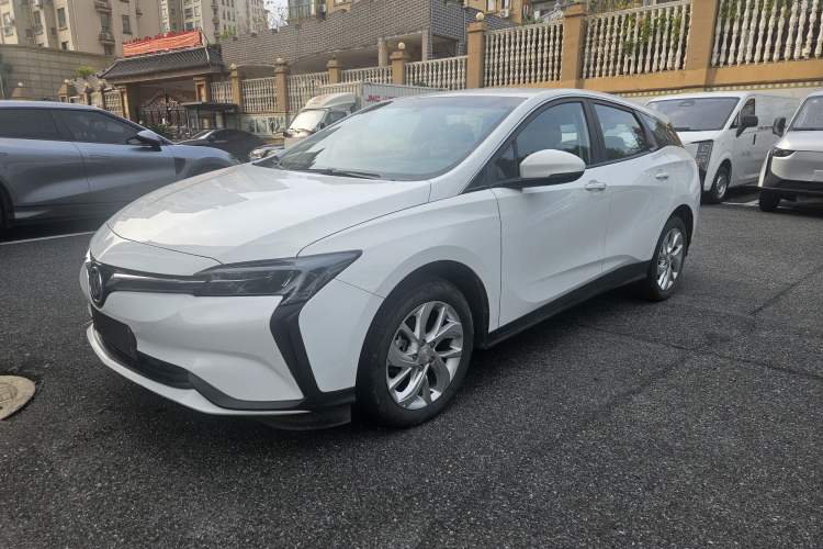 Buick Velite 6 2023 430km Range Commuter Version