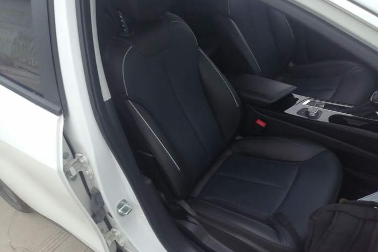 Used Buick Velite 6 2024 430km Comfort Edition Right Front Seat