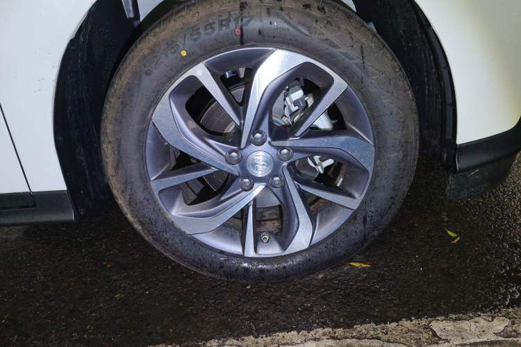 Used Buick Velite 6 2024 450km Comfort Edition PLUS Right Front Wheel Hub