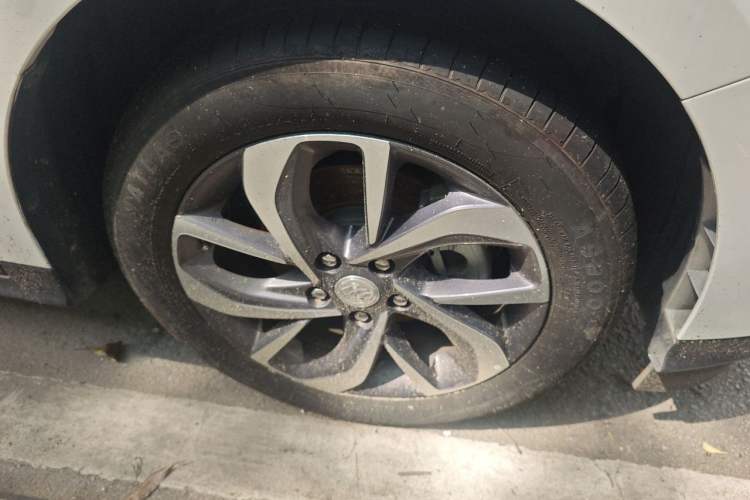 Used Buick Velite 6 2024 450km Enjoyment Plus Version Right Front Wheel Hub