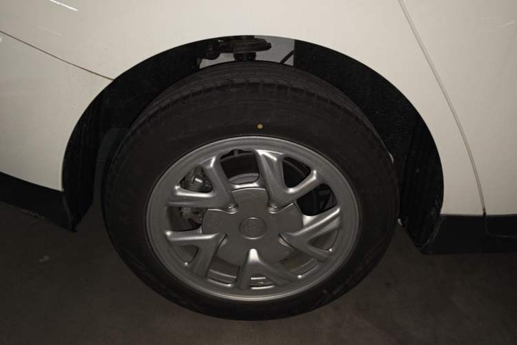 Used Buick Velite 6 2024 450km Range Commuter Version Right Rear Wheel Hub